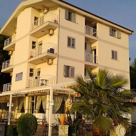 Brilant Ξενοδοχείο 3*
